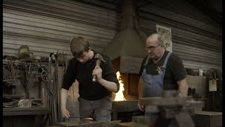 Ferronnier dart  Les métiers du chantier de NotreDame de Paris [upl. by Nodmac94]