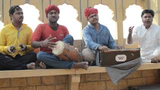 Kesariya Balam  Manganiyar musicians  Kalakaar Colony Jaisalmer [upl. by Idnek]