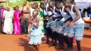 Acholi Traditional Wedding Song  Ugandan Wedding  African Bride  African Wedding Ceremony  Gulu [upl. by Moya478]