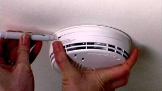 Remove an Ei141 smoke alarm [upl. by Afnin]