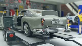 Review of the 118 Scale 1964 Aston Martin DB5 diecast from the James Bond Movie Goldfinger [upl. by Annaiviv]