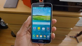 Samsung Galaxy S5 Review [upl. by Nathanoj]