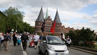 167 Volksfestzug in Lübeck mit Lübecks Freibeutermukke [upl. by Allisirp]