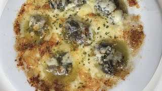 Escargots à l’ail gratinée [upl. by Medardas]