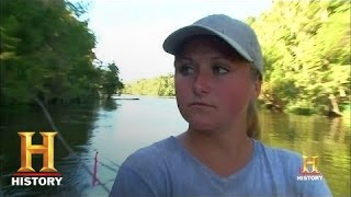 Swamp People Jess Cable Cross Challenge  History [upl. by Filippa]