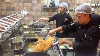 Fastest Chinese food Noodles chef in the world [upl. by Riegel]