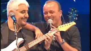 O scarrafone Pino Daniele Gigi DAlessio  Fischi per DAlessio live Napoli 2008 [upl. by Jonah960]