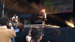 Tom Odell LiveGrow old with me Pub in the park Tom Odell [upl. by Ahcurb]