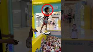 She found a way to trick the claw machine system shorts [upl. by Sebastien]