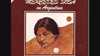 Mercedes Sosa en Argentina  Soy pan soy paz soy mas [upl. by Lemuela]