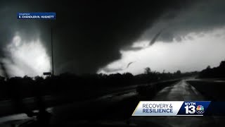 April 27 2011 Tornado in Tuscaloosa Power of the storm [upl. by Daye]